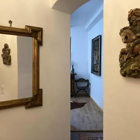 Homestay Goldene Wachau - *