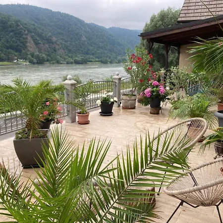 Goldene Wachau - Δωμάτια σε οικογενειακή κατοικία